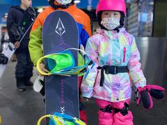 -乔波室内滑雪场