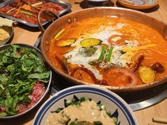 -洱火云南酸菜牛肉火锅(石景山当代商城店)