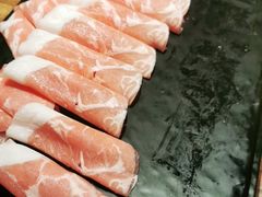 -老牌坊云南鱼豆花火锅(爱建店)