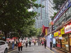 -八一路好吃街(雨田商务大厦店)