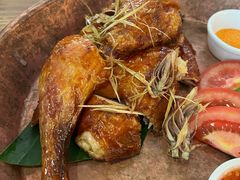 香茅脆皮鸡-樾餐厅泰式海鲜火锅(民歌湖店)