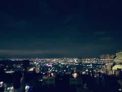 -草山夜未眠景观餐厅