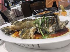 -万龙洲海鲜(大兴绿地缤纷城店)