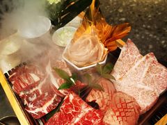-铭牛烧肉·和牛海鲜自助(高新月牙湖店)
