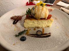 -Mark&Mars Restaurant