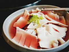 雪山牦牛黄喉-茅草房·河畔园林火锅