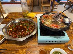 -乡土特色.冷锅鱼.牦牛肉汤锅