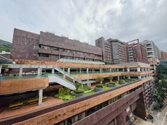 -香港大学