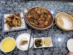 -八两八金·莱芜特色炒鸡(市南漳浦路店)