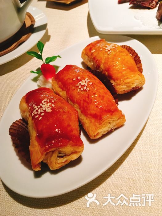 新荣记(南京西路688店)-招牌叉烧酥-菜-招牌叉烧酥图片-上海美食-大众