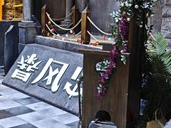 -暴风岛沉浸式体验馆(百联世纪店)