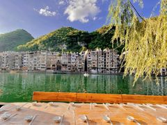 -古城苗家土菜馆(河景餐厅店)