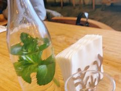-Common Table · Brunch & Coffee
