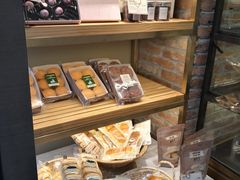 -多乐之日(田林东路店)