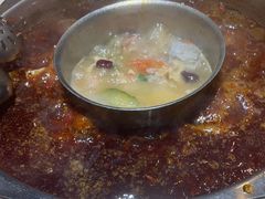 大骨鸳鸯火锅-大队长主题火锅(观音桥店)