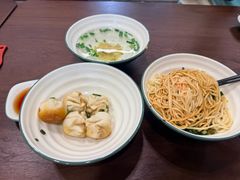 特色葱煎包-赵宝美煎包店