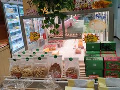 面包甜点陈列柜-花园饼屋·吐司蛋糕面包(星海店)