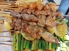 -云晓光头烧烤吧(德平路店)