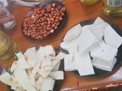 -曹丞相·地锅鸡·地锅鱼(武林店)