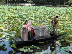 -烈士陵园(地铁站)