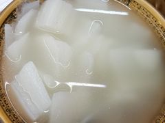 -一品红烧鸭特色川菜(三岔湖店)