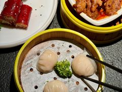 -蝴蝶里·粤菜·点心(滨江龙湖店)