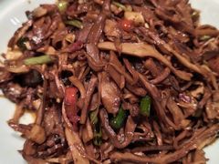 -红樱桃·欢乐餐厅(太原里店)