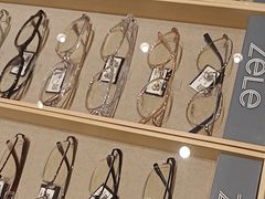 -博士眼镜(东莞明丰广场店)