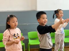-蓝话筒·少儿成人演讲口才·主持朗诵·戏剧表演(大华第一坊店)