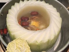 -得意咚瓜·顺德鱼生·冬瓜火锅(深圳首店)