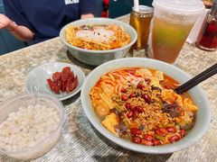 -粉家柳州螺蛳粉(杨宅路店)