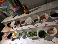 -钢管厂五区小郡肝串串香(通锦桥店)