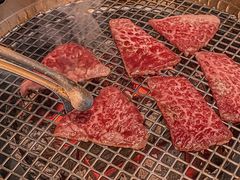 -铭牛烧肉·和牛海鲜自助(高新月牙湖店)
