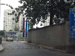 入口-新中关大厦·停车场