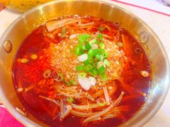 -老佛爷炭火蛙锅(崂山路店)
