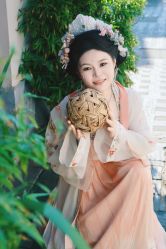 -一揽芳华汉服旗袍体验馆(拙政园店)