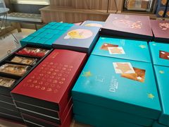 -顶东面包花园·生日蛋糕(世博店)