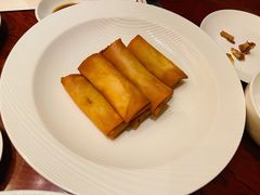 虾仁春卷-扬州香格里拉·香宫中餐厅