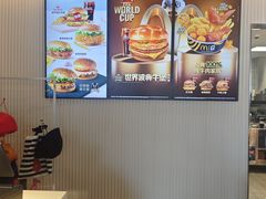 -麦当劳(欢乐谷店)