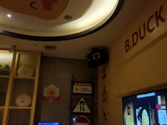 -范特西FANTASY量贩式KTV(民主广场店)