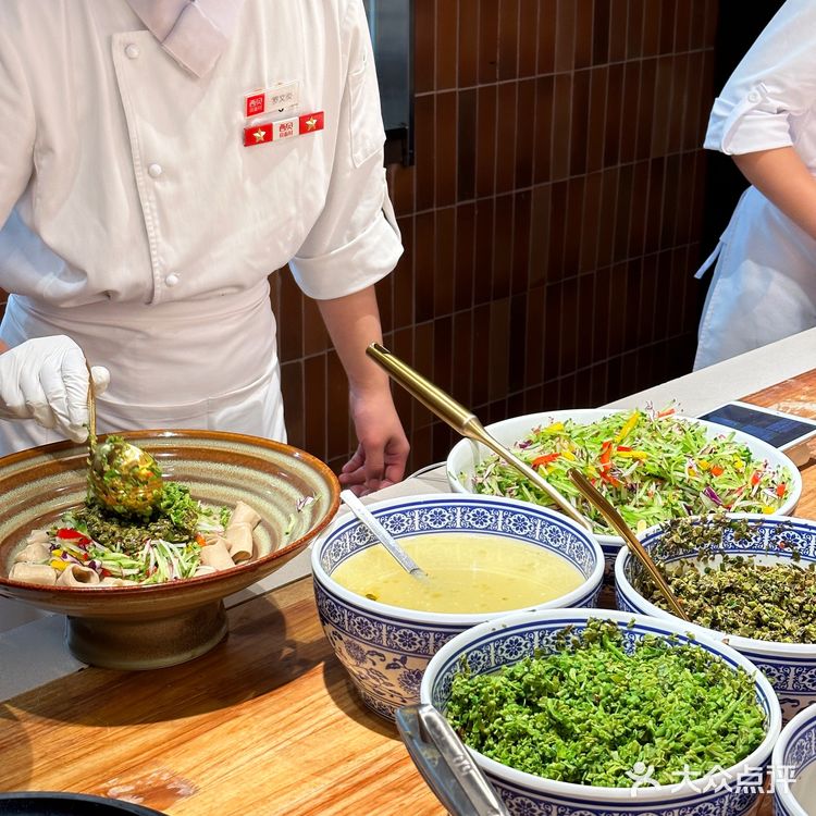 🍜每年春天反复来吃的香椿油泼面！错过等一年！
