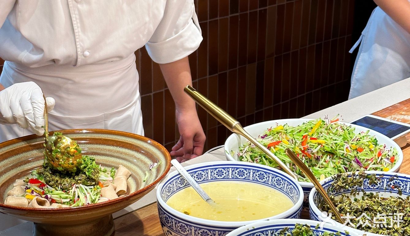 🍜每年春天反复来吃的香椿油泼面！错过等一年！