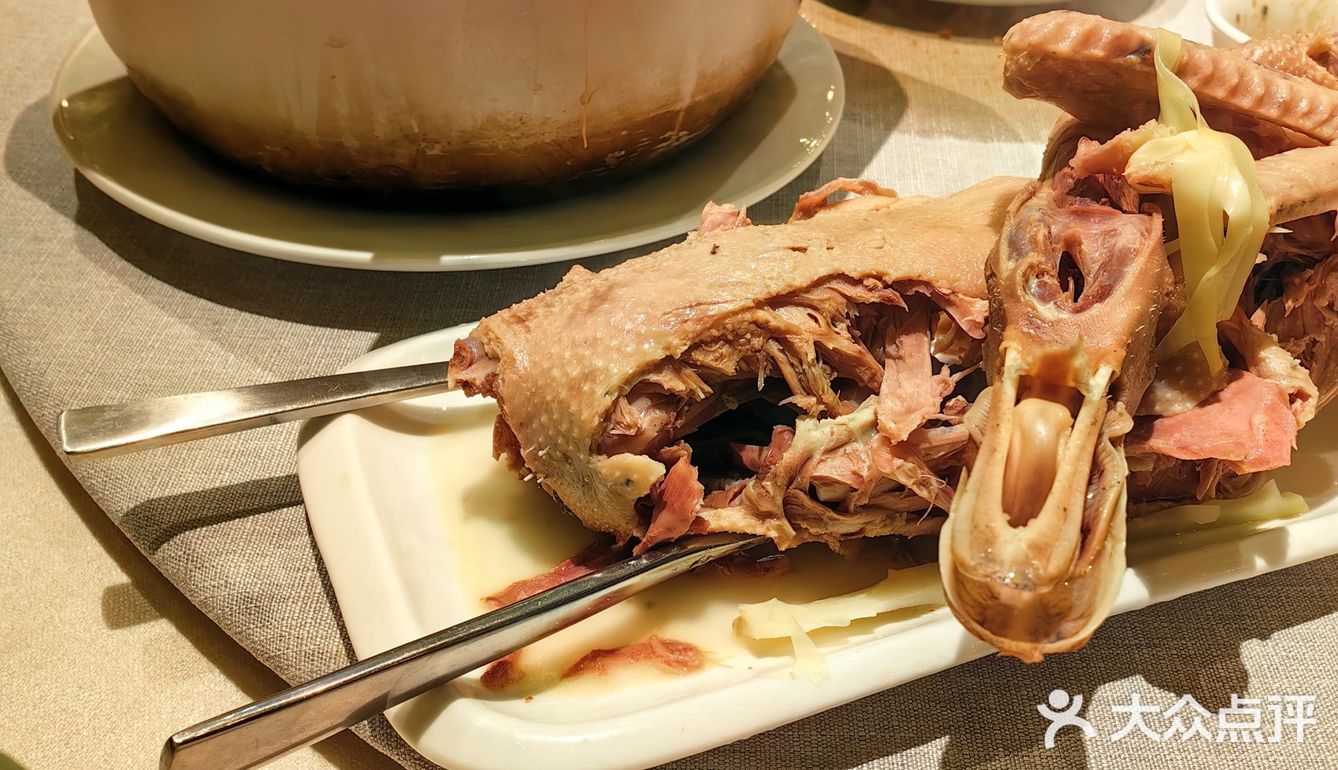 场中路的美食传奇