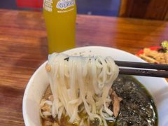 -矮子粉店1985·长沙米粉(湘春路店)