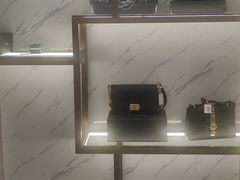 -聚云奢二手奢侈品黄金手表包包回收·中古店(上海店)