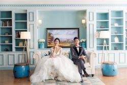 俏皮可爱-巴黎婚纱摄影工作室