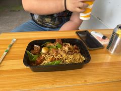 -临沂铁锅鲜鸡现炒青椒大公鸡干煸鸡(三元桥店)