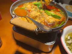 -魏铭鱼头捞饭(晋阳路店)