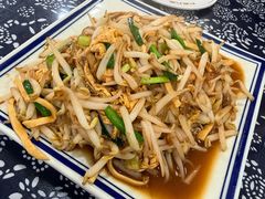 -八两八金·莱芜特色炒鸡(市南漳浦路店)