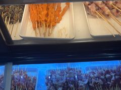 -哈尔滨小酒馆·鲜肉现穿自助烧烤(康新花园店)